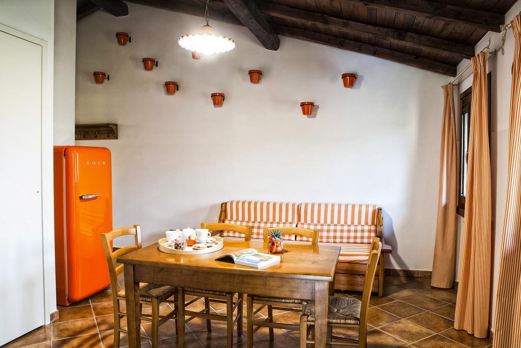 Agriturismo La Valle Di Vico Caprarola Dış mekan fotoğraf